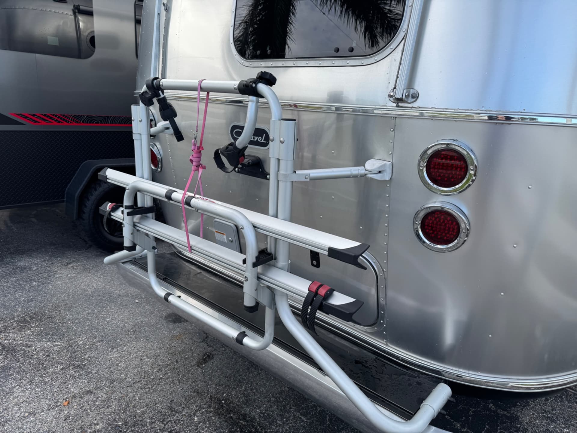 2024 Airstream 2024 Airstream Caravel - thumbnail 7