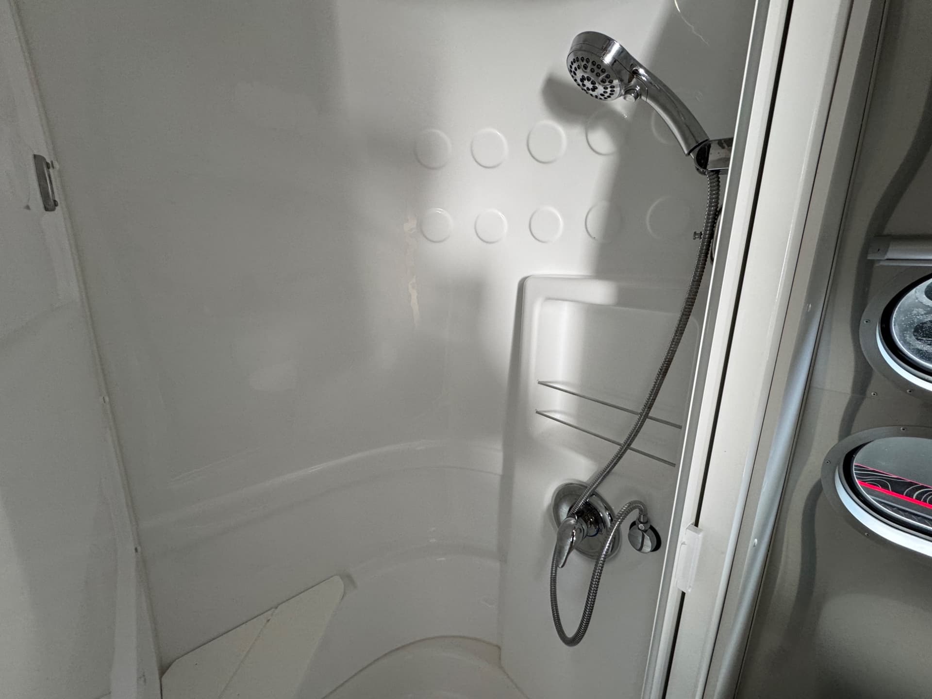 2024 Airstream 2024 Airstream Caravel - thumbnail 21