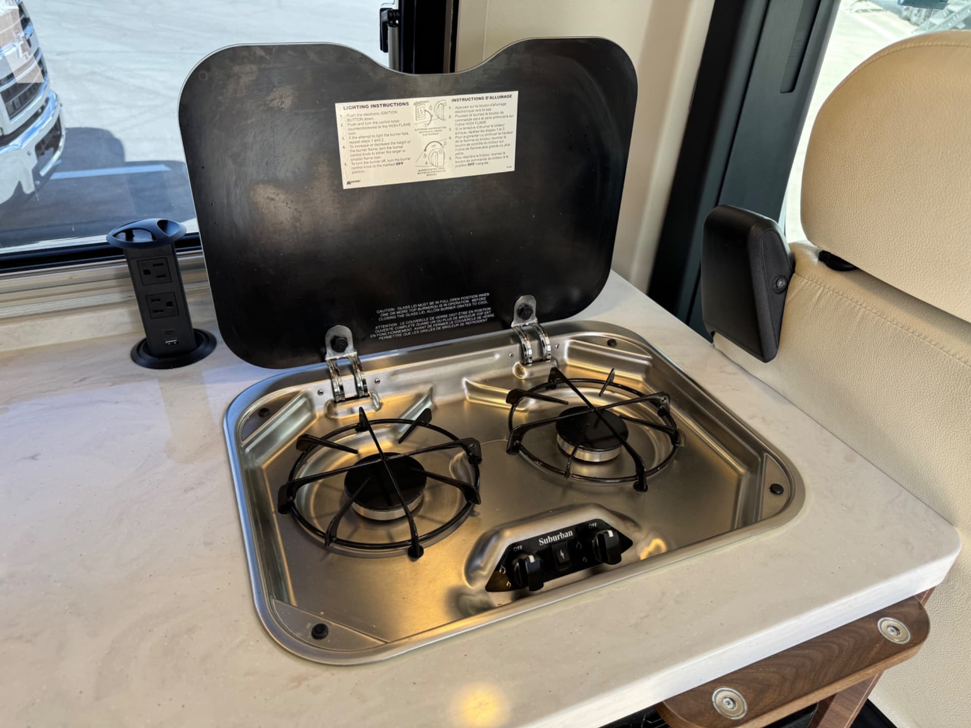 2025 Winnebago 2025 Winnebago Travato - thumbnail 12