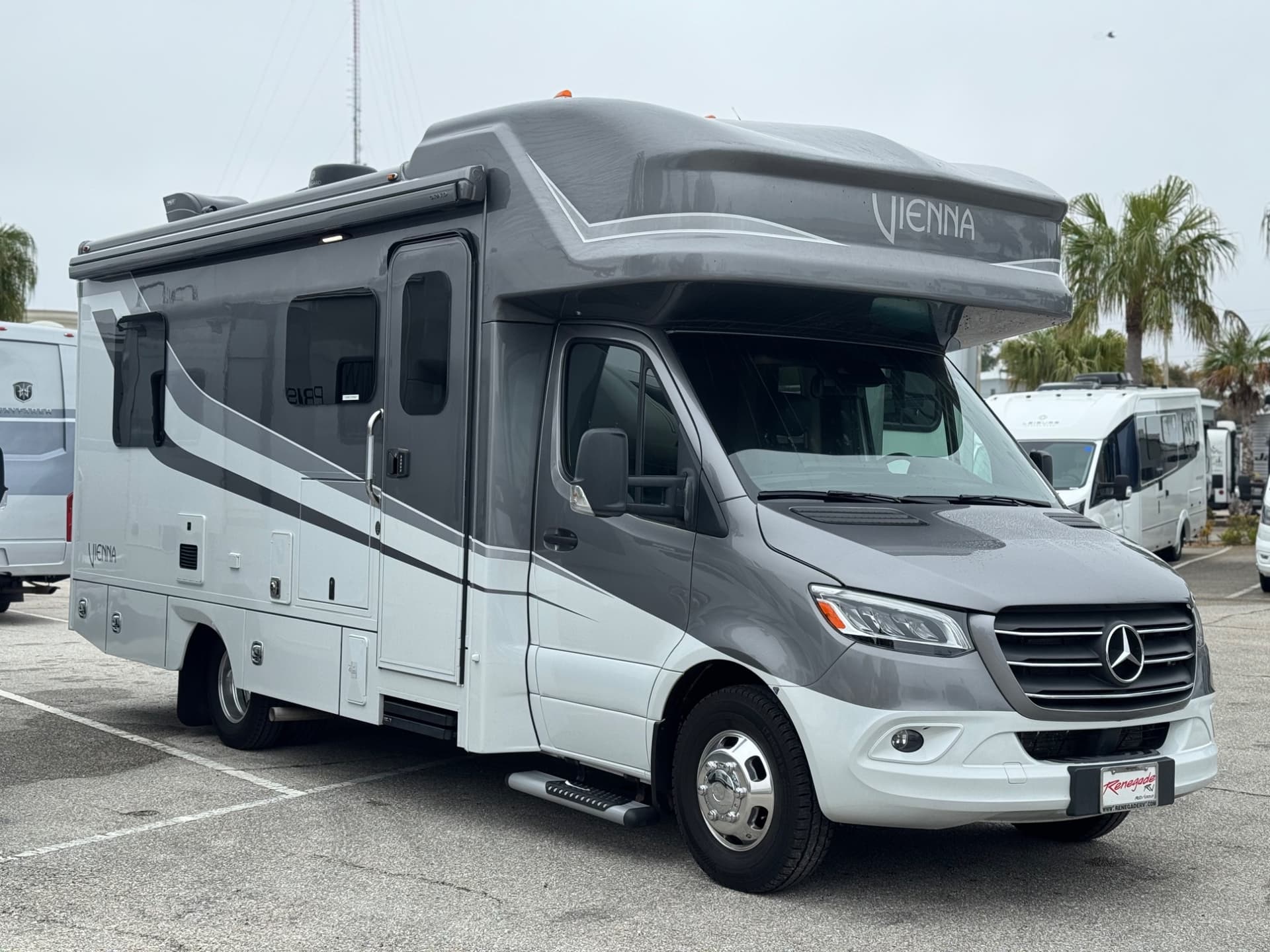 2024 Renegade RV Vienna 25FWC