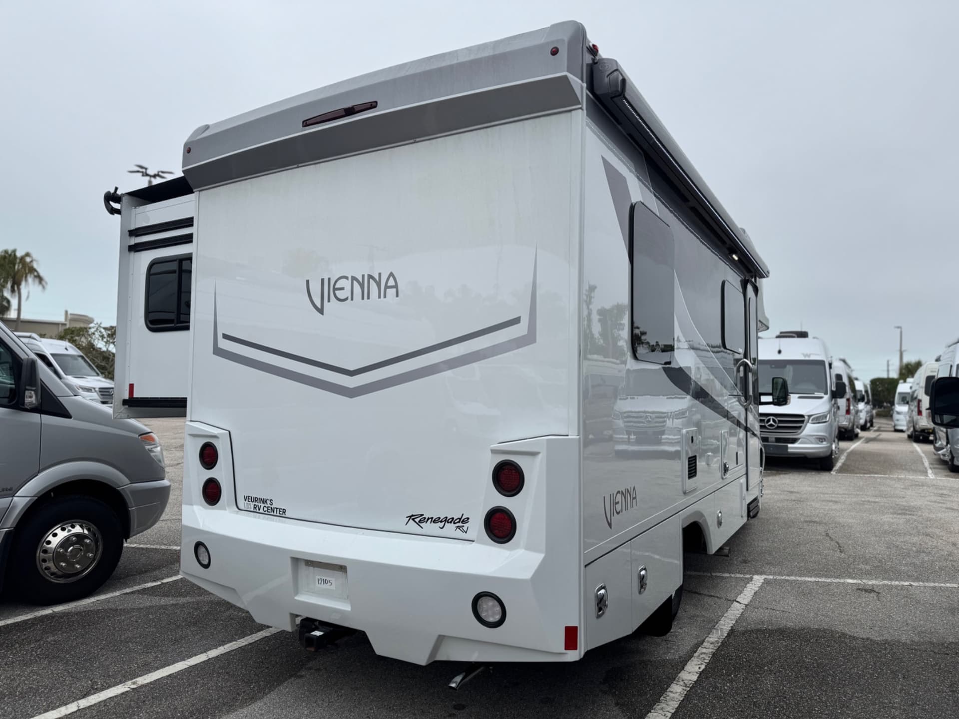 2024 Renegade RV 2024 Renegade RV Vienna - thumbnail 4