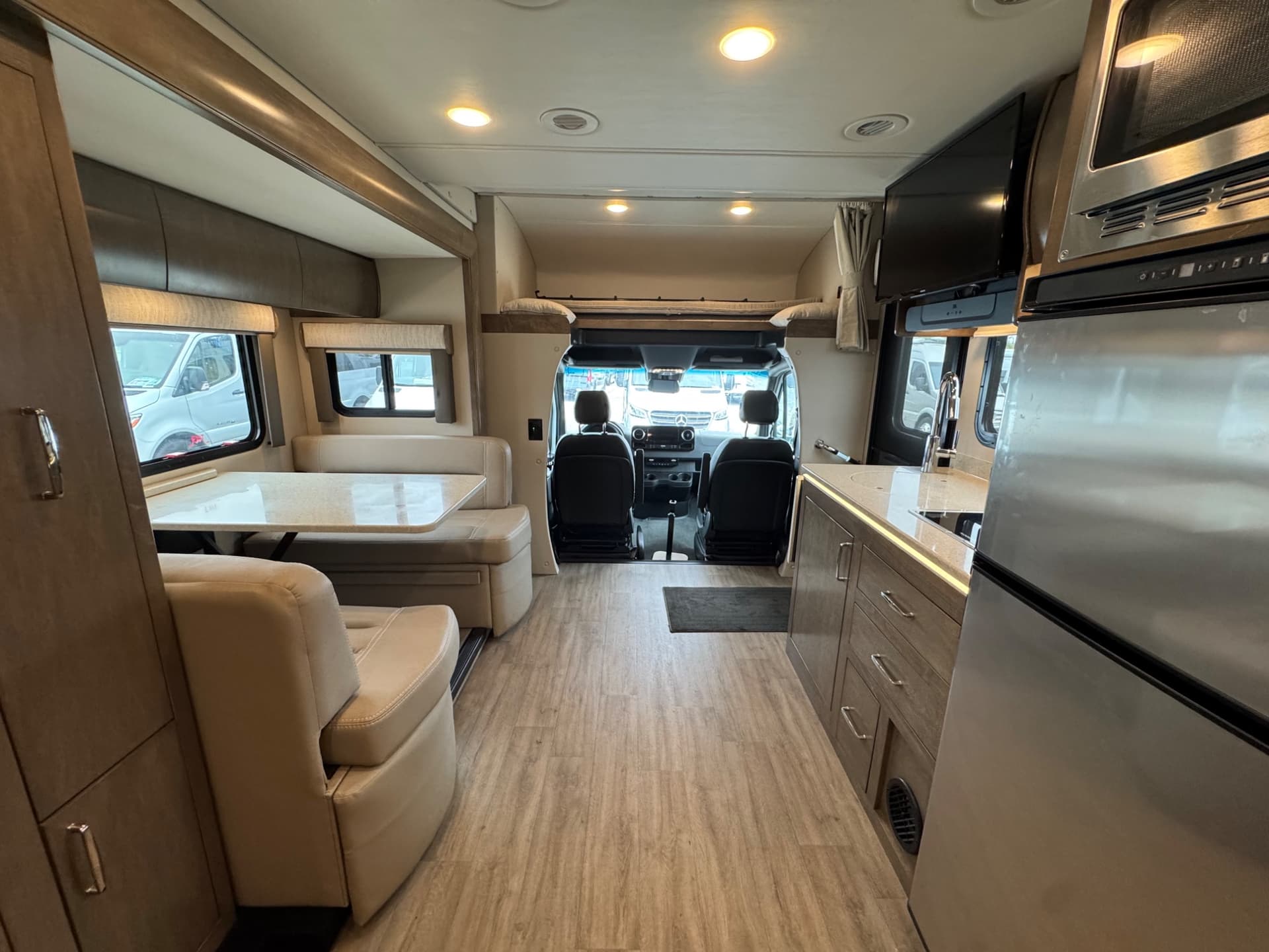 2024 Renegade RV 2024 Renegade RV Vienna - thumbnail 8