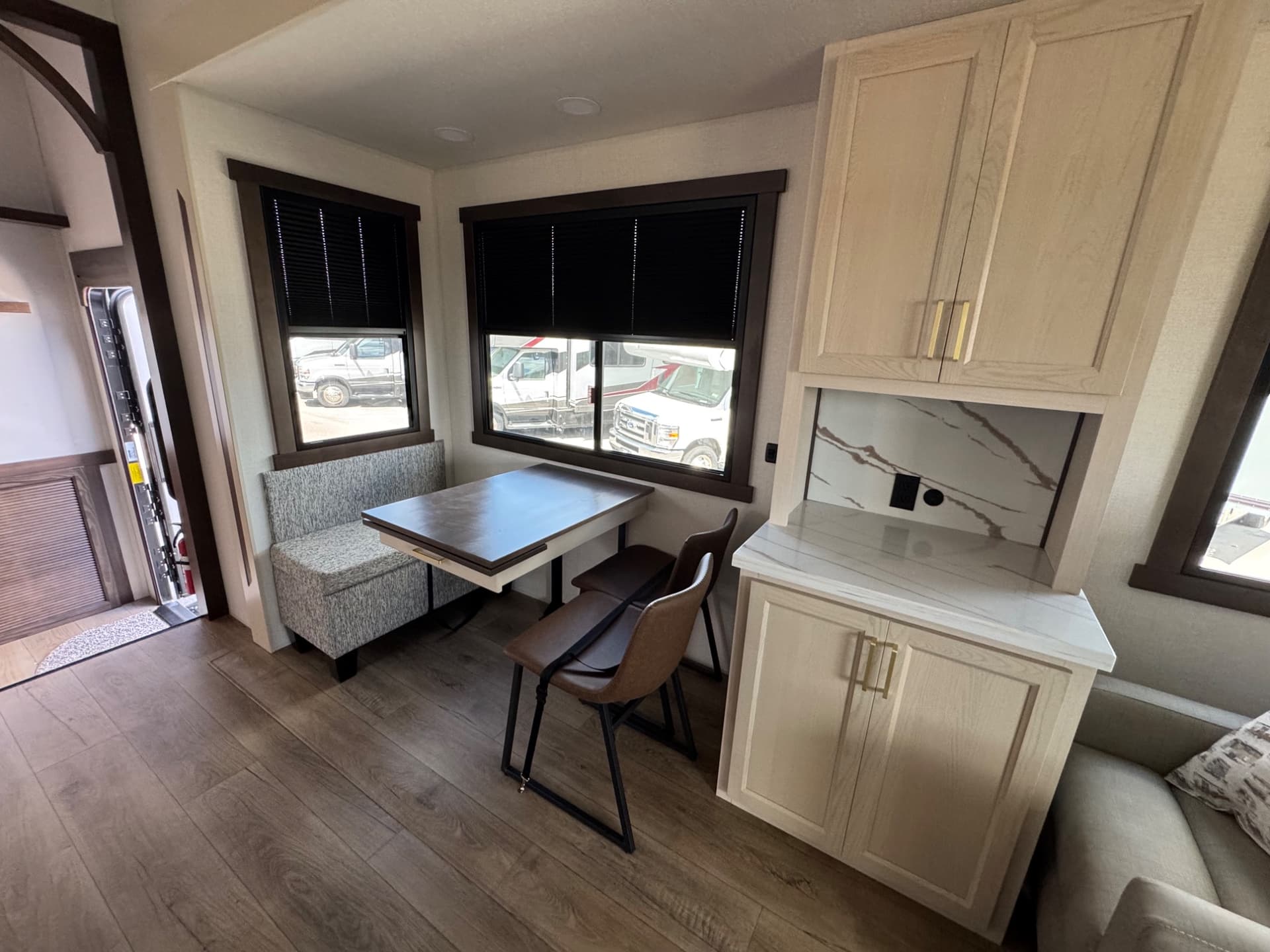 2026 Forest River 2026 Forest River Cedar Creek - thumbnail 15