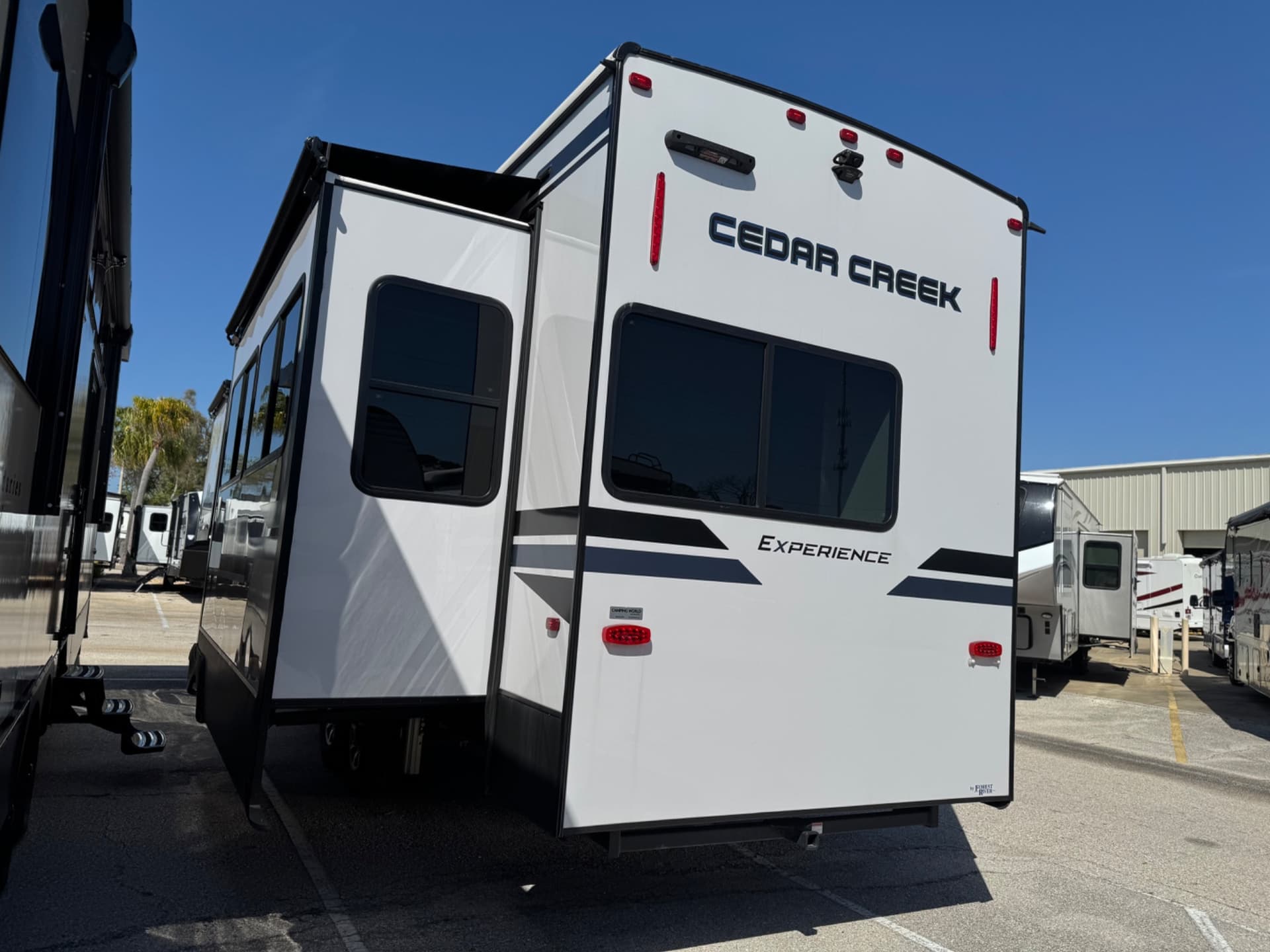 2024 Forest River 2024 Forest River Cedar Creek Experience - thumbnail 3