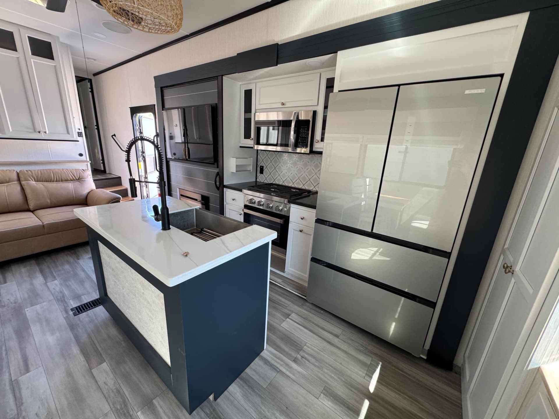 2024 Forest River 2024 Forest River Cedar Creek Experience - thumbnail 7