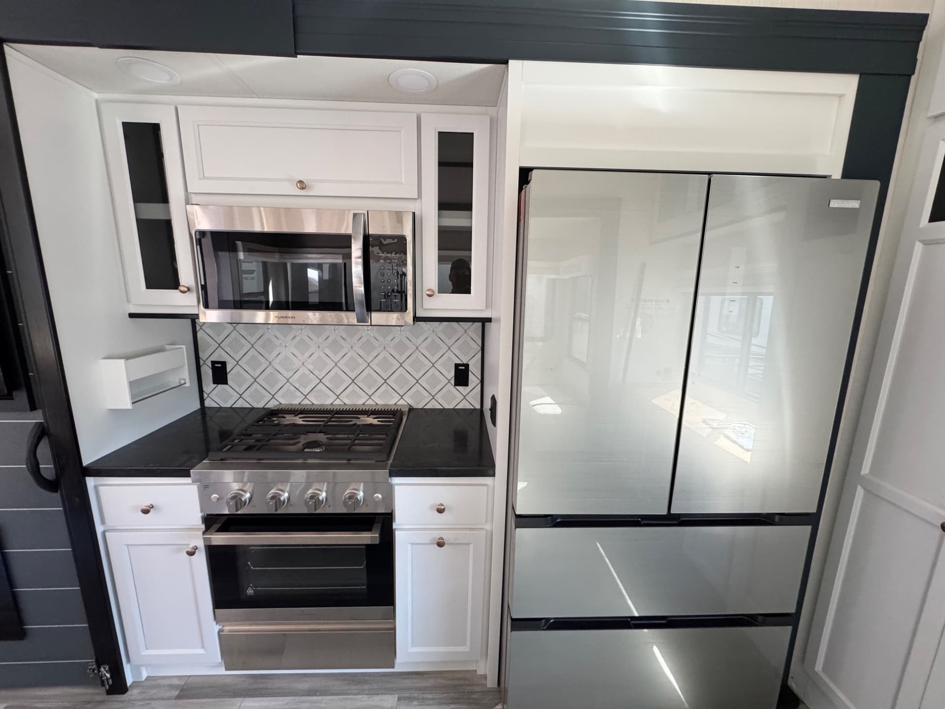 2024 Forest River 2024 Forest River Cedar Creek Experience - thumbnail 8