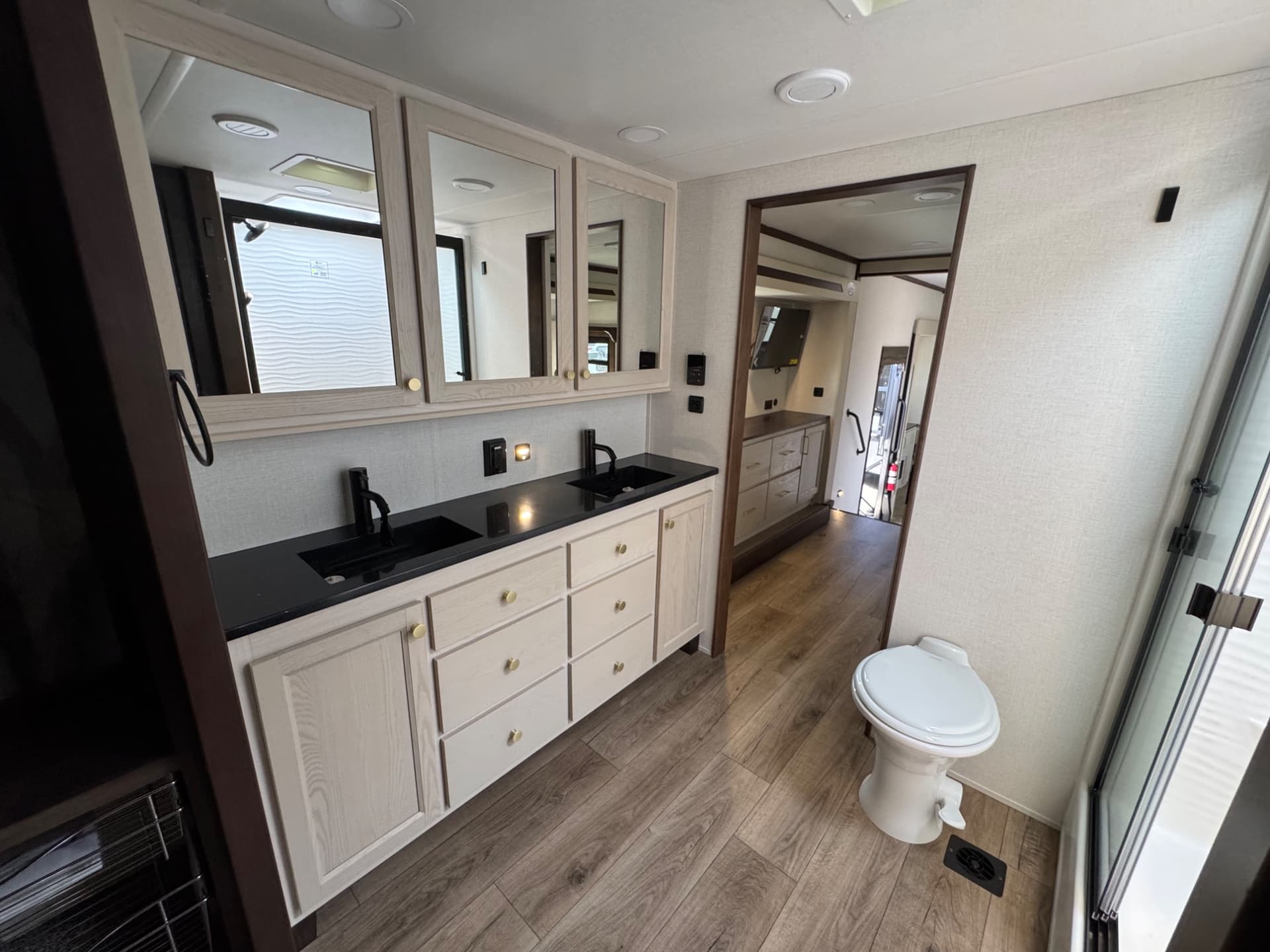 2026 Forest River 2026 Forest River Cedar Creek - thumbnail 25