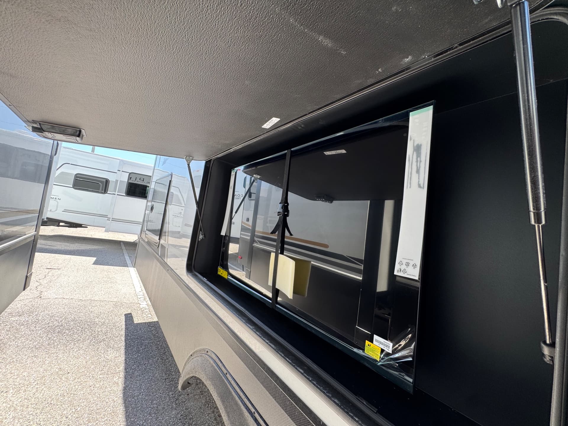 2026 Forest River 2026 Forest River Cedar Creek - thumbnail 32