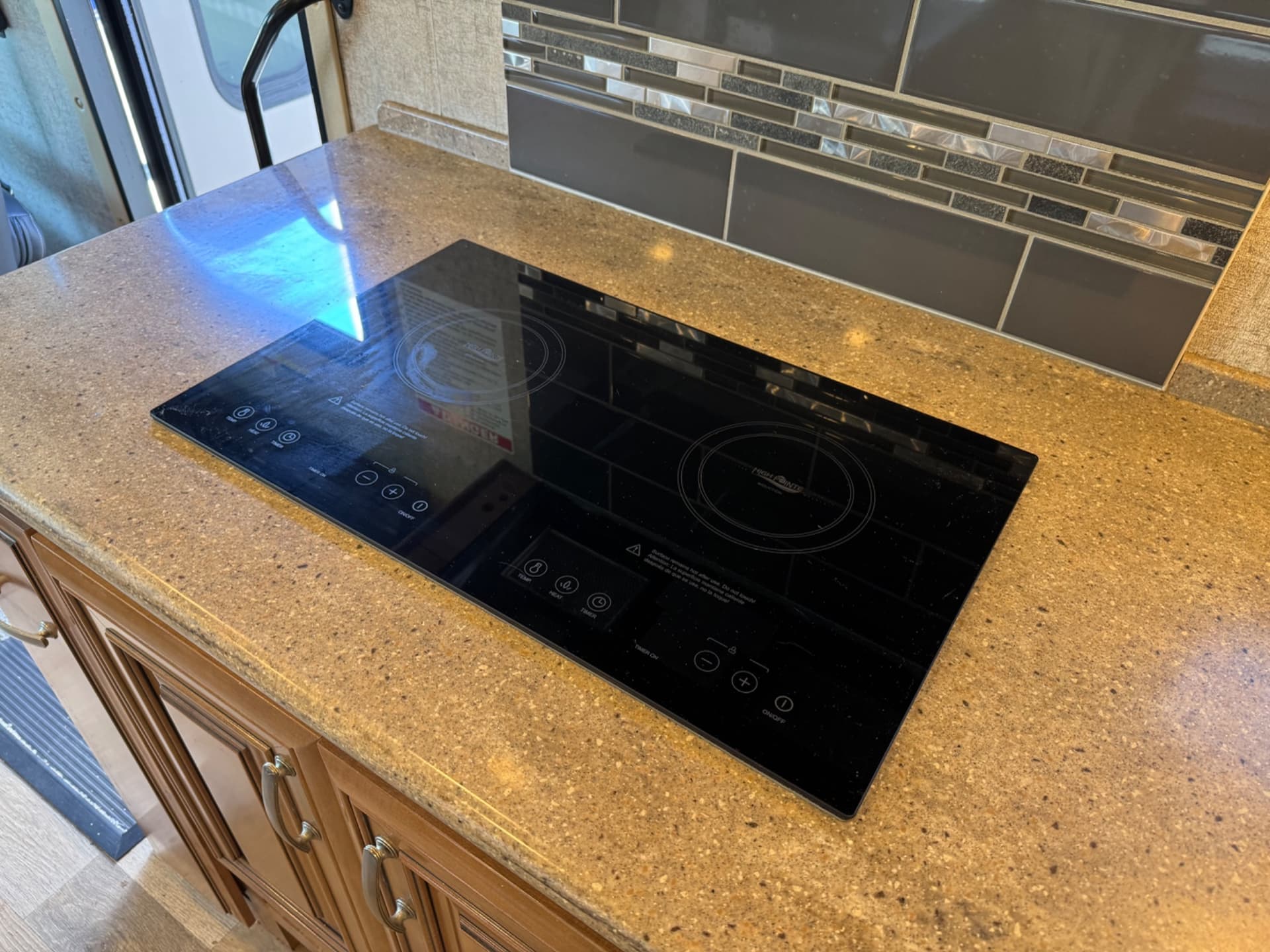 2019 Thor Motor Coach 2019 Thor Motor Coach Outlaw - thumbnail 9