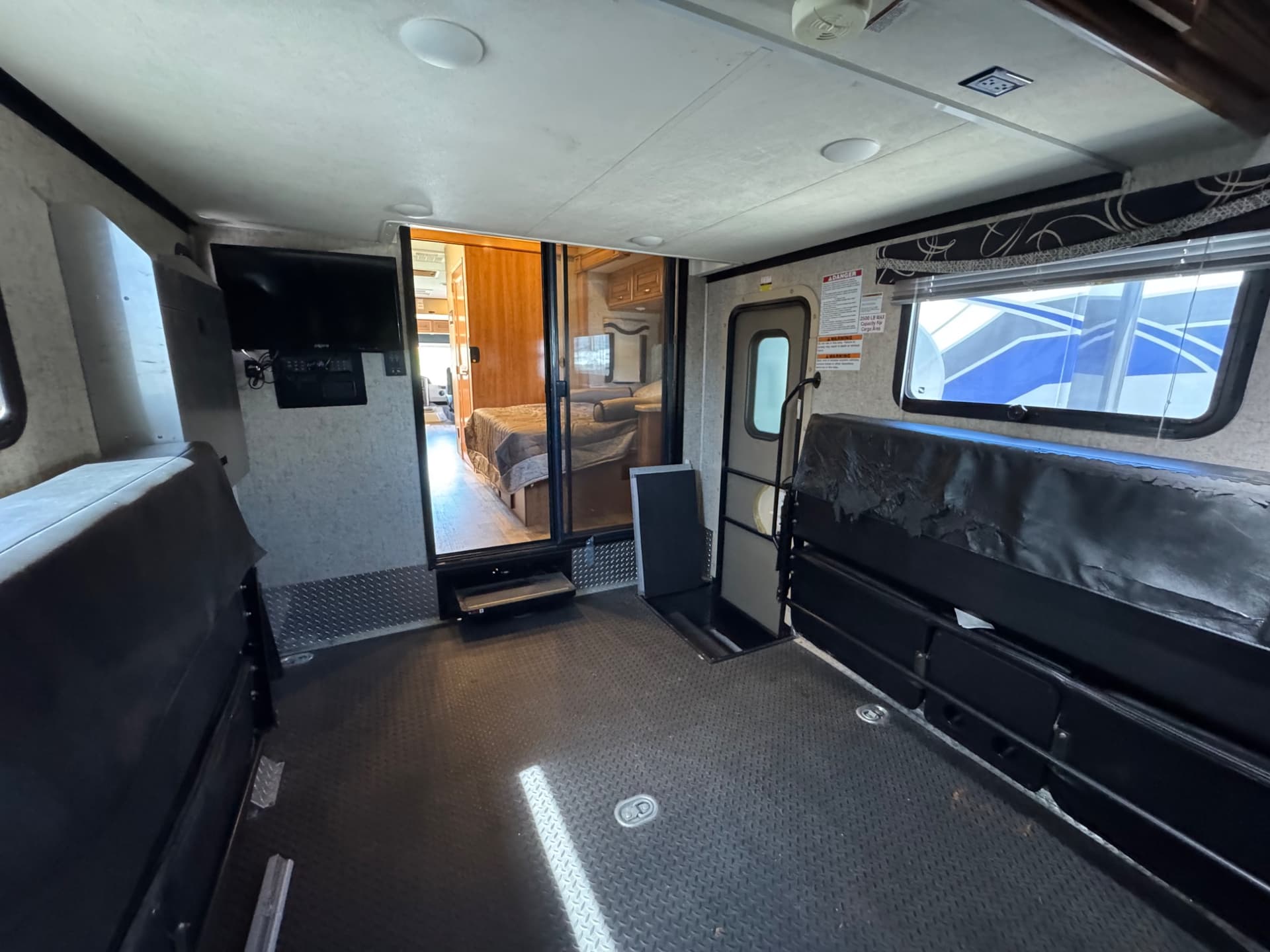 2019 Thor Motor Coach 2019 Thor Motor Coach Outlaw - thumbnail 19