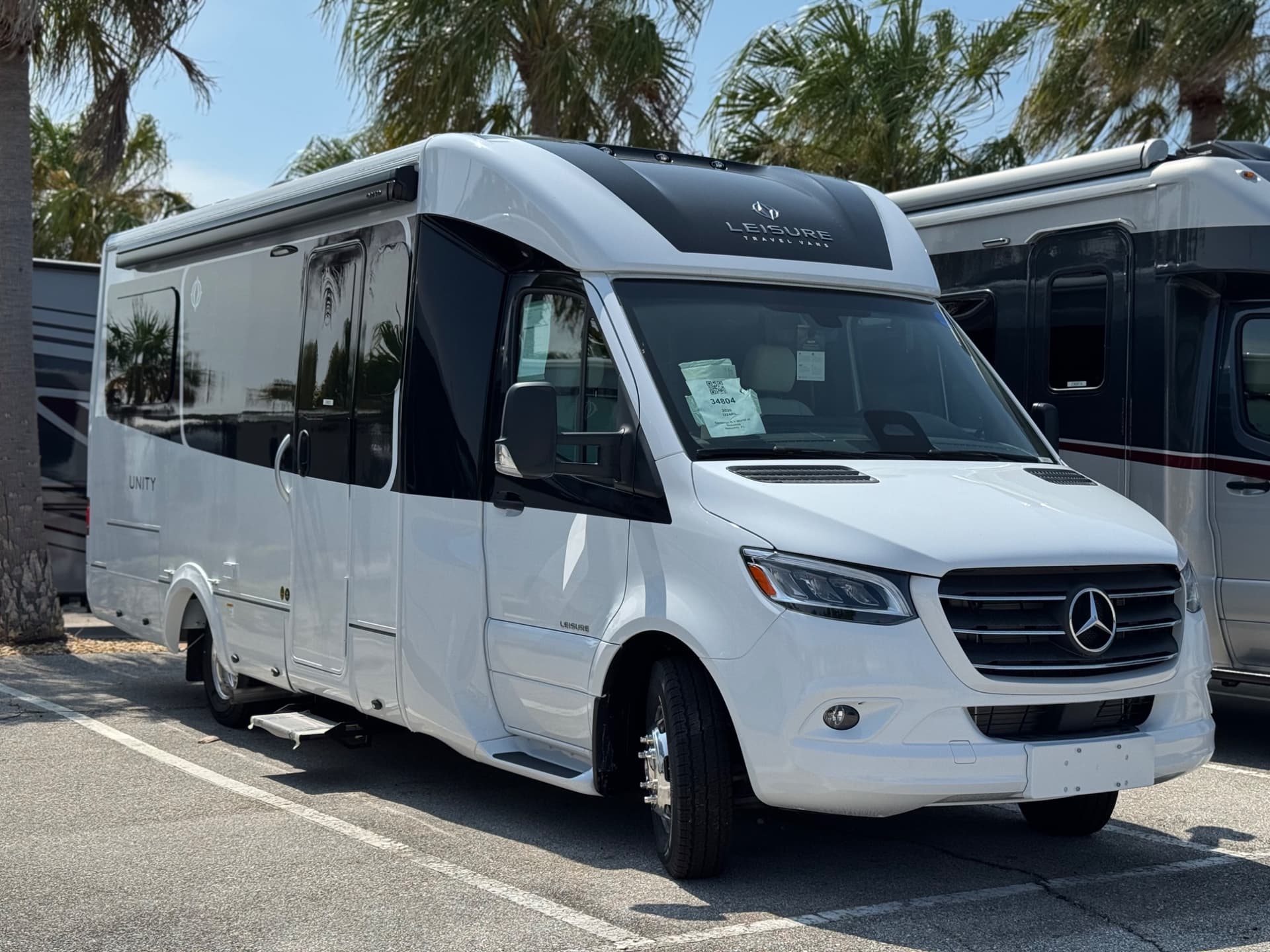 2026 Leisure Travel Vans Unity 24RL