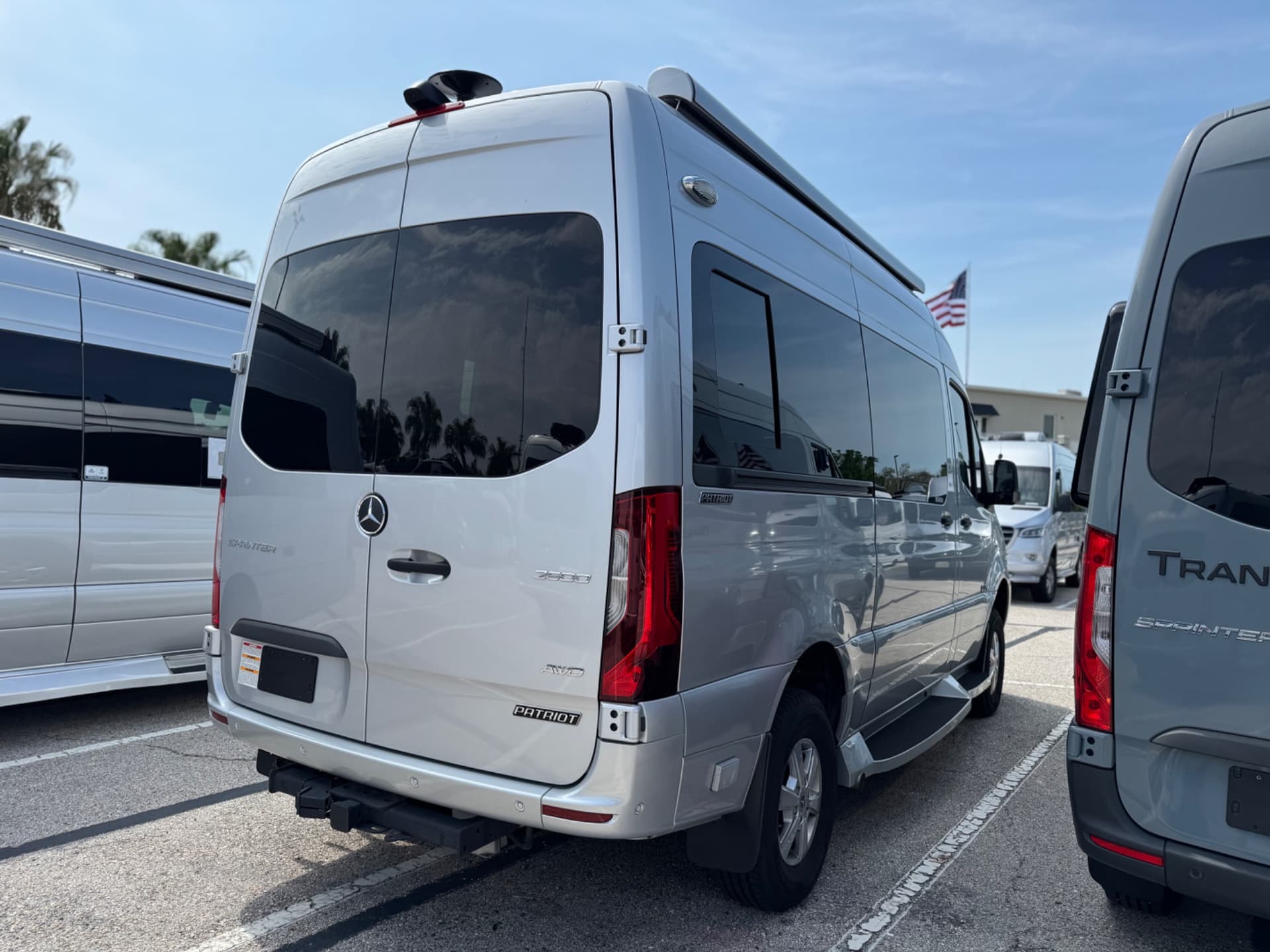 2025 Midwest Automotive Designs 2025 Midwest Automotive Designs Patriot - thumbnail 4