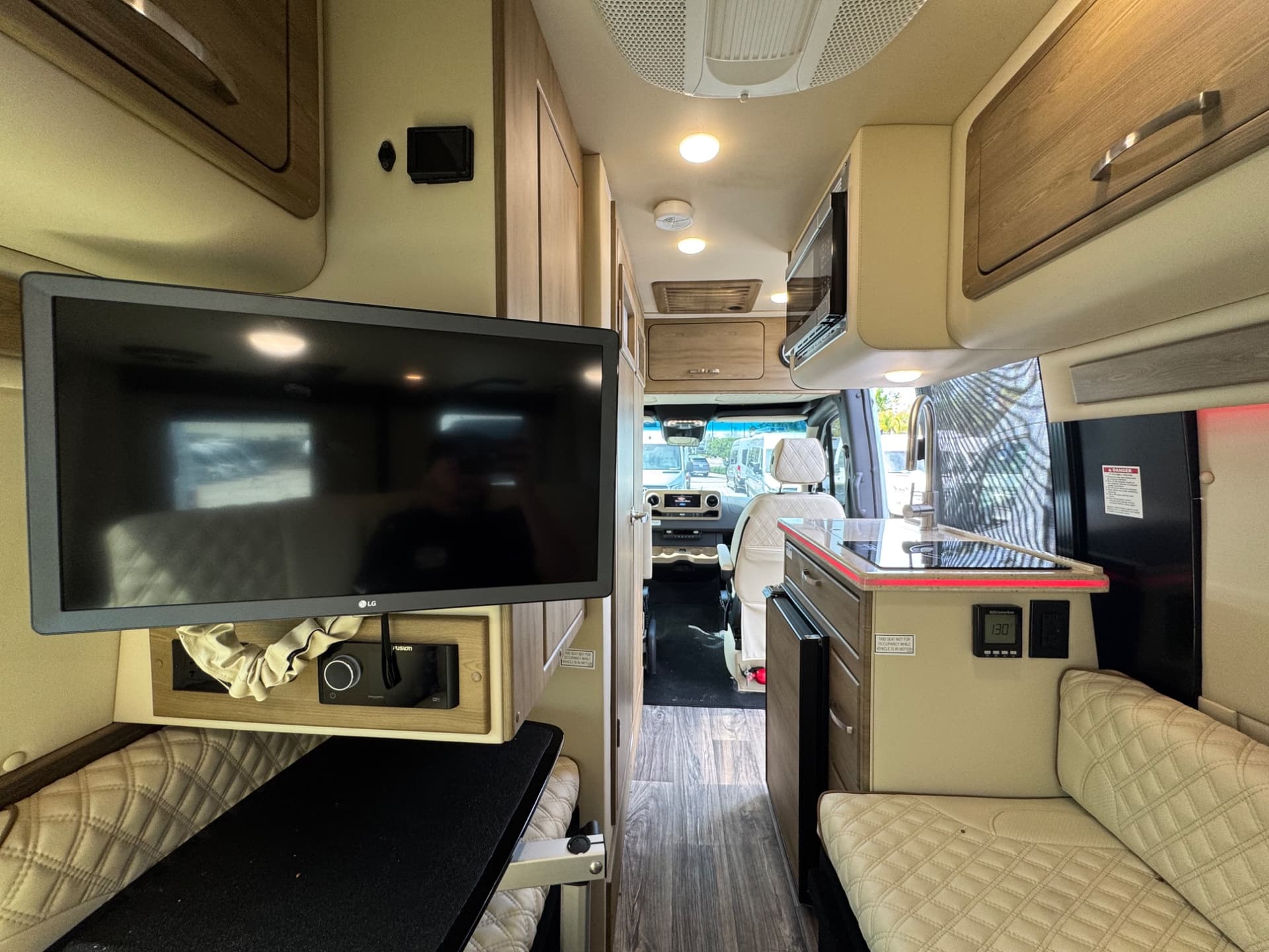 2025 Midwest Automotive Designs 2025 Midwest Automotive Designs Patriot - thumbnail 7