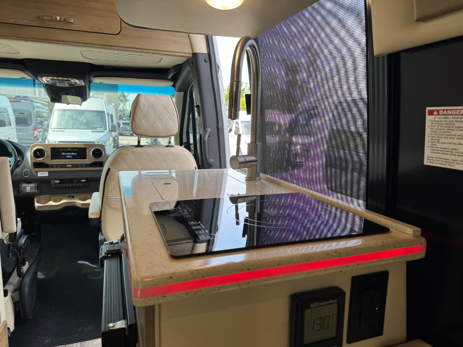 2025 Midwest Automotive Designs 2025 Midwest Automotive Designs Patriot - thumbnail 9