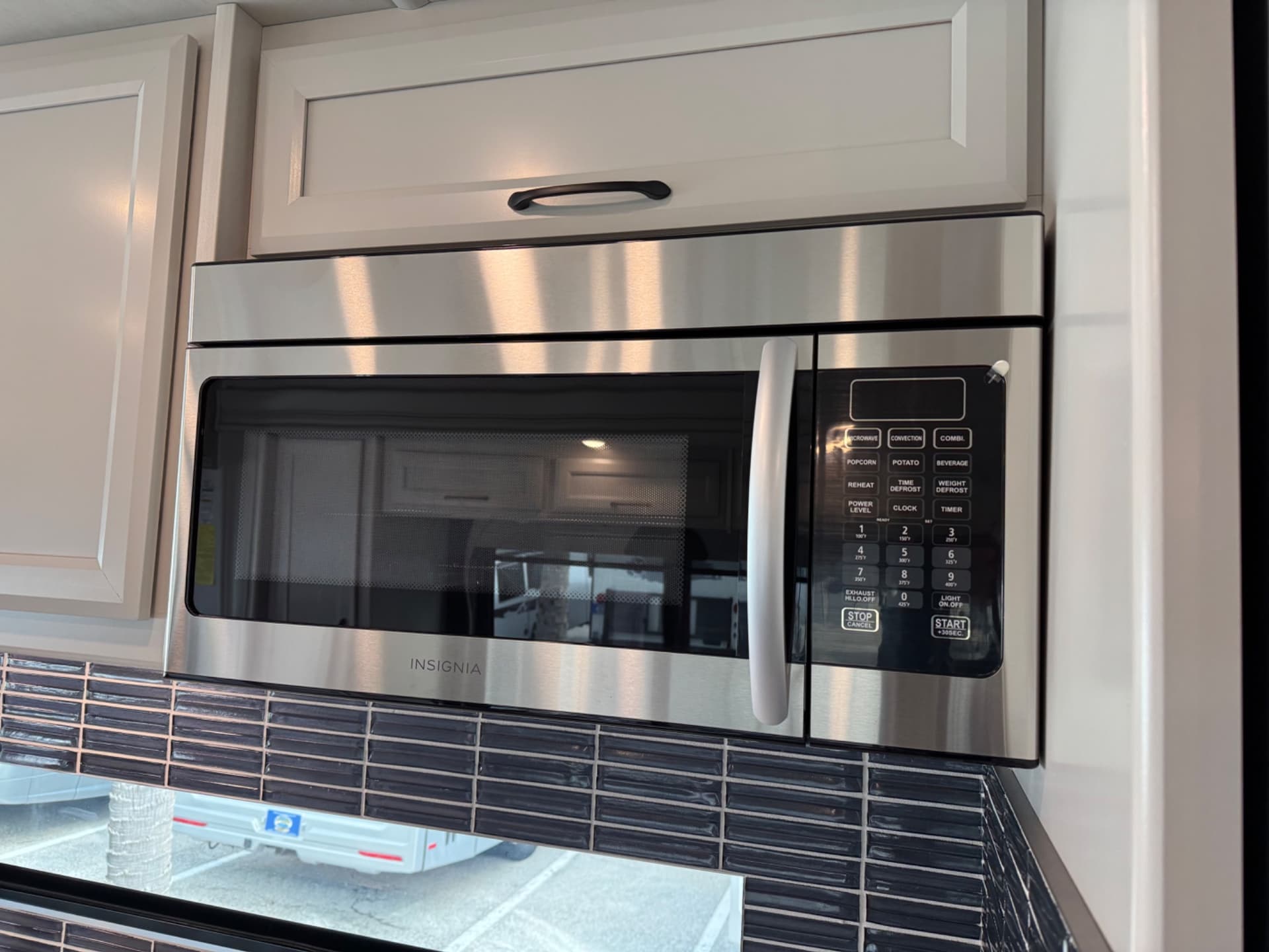 2024 Fleetwood RV 2024 Fleetwood RV Bounder - thumbnail 11