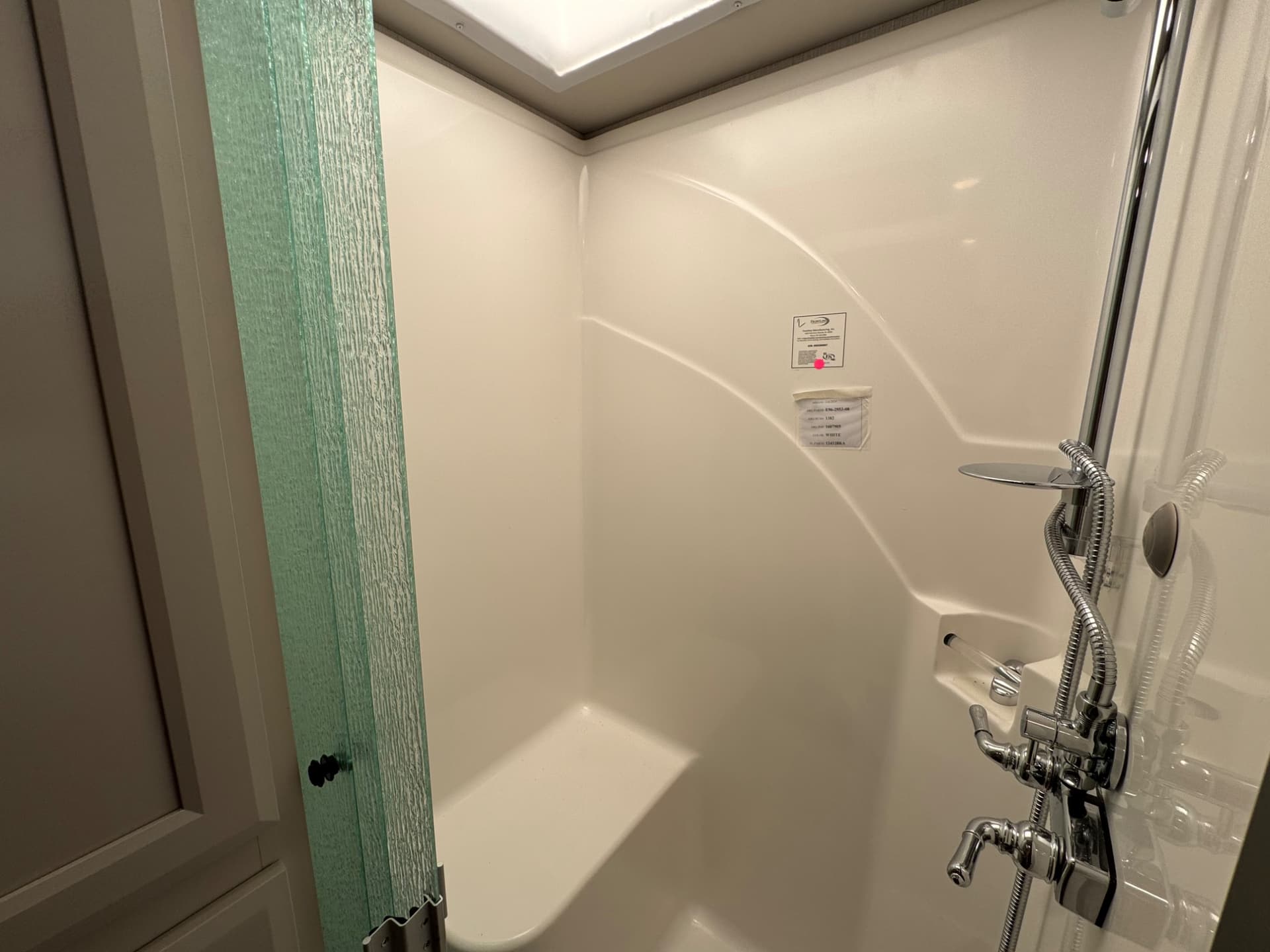 2024 Fleetwood RV 2024 Fleetwood RV Bounder - thumbnail 22