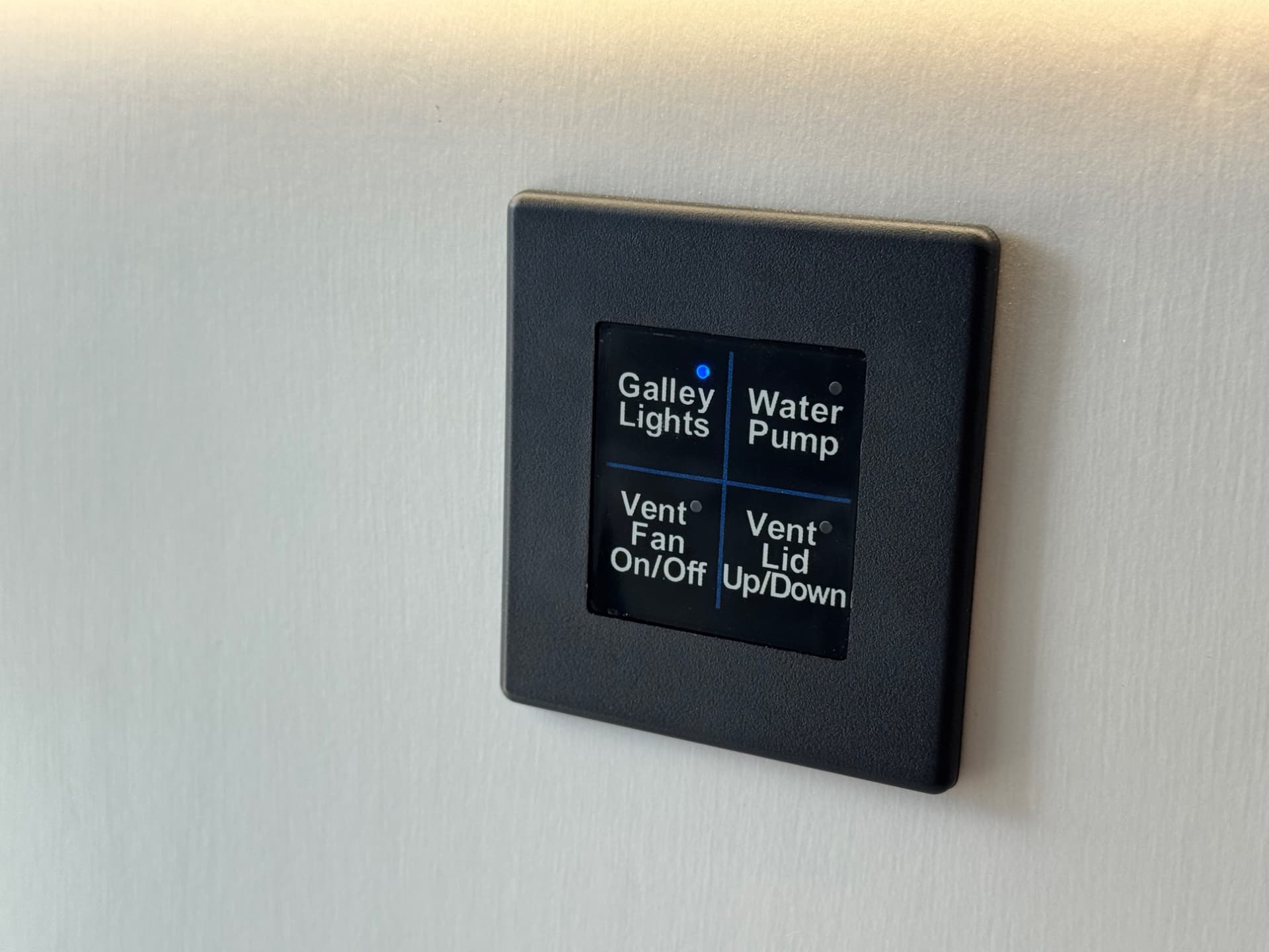 2024 Fleetwood RV 2024 Fleetwood RV Bounder - thumbnail 29