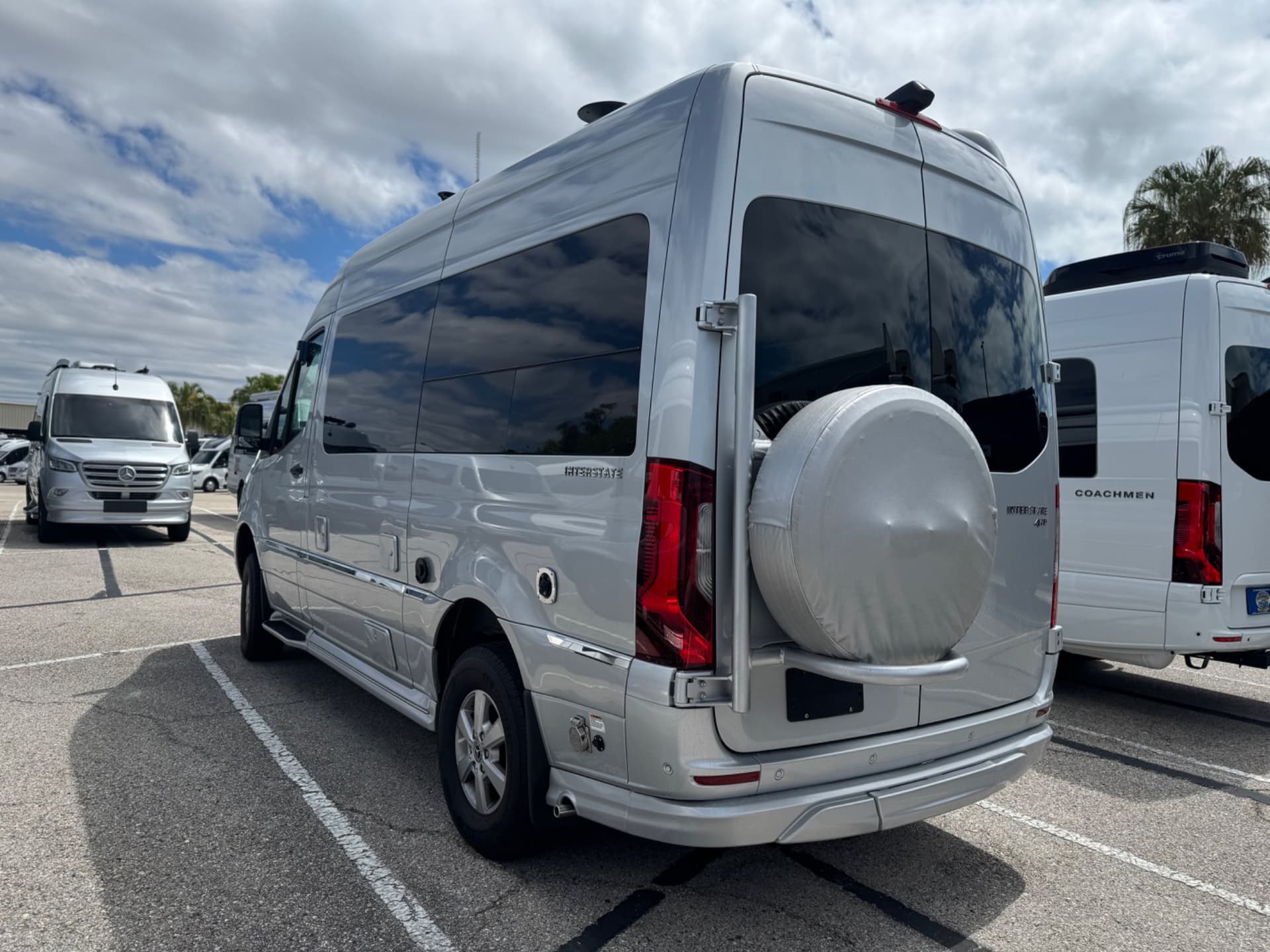 2023 Airstream 2023 Airstream Interstate - thumbnail 4