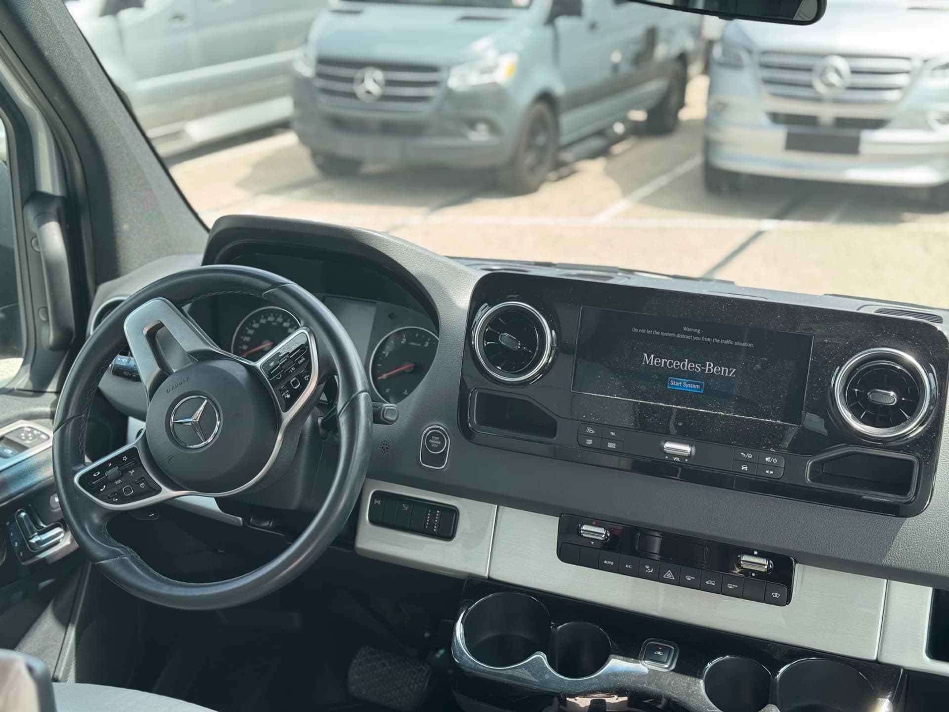 2023 Airstream 2023 Airstream Interstate - thumbnail 7