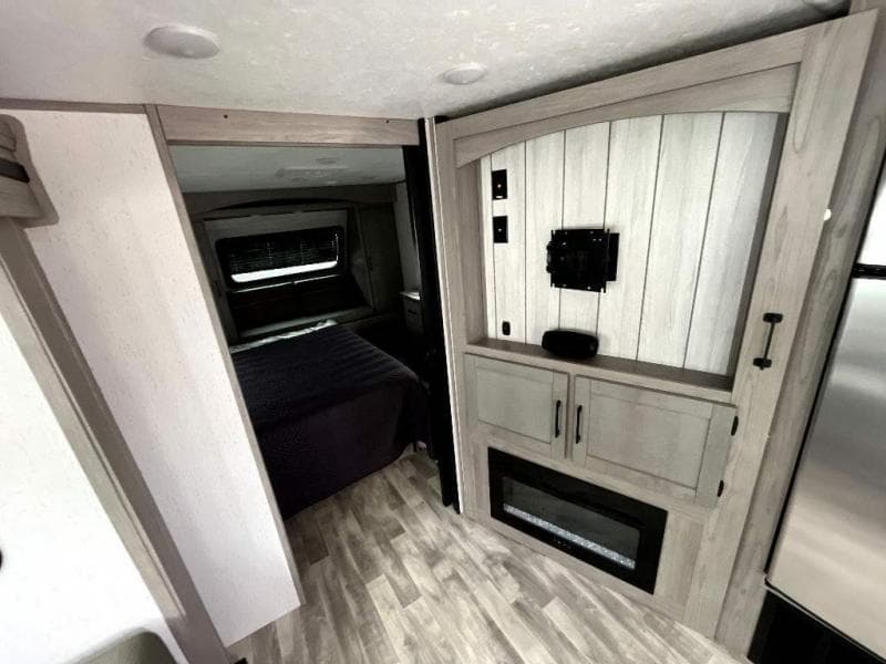 2023 Dutchmen 2023 Dutchmen Kodiak Ultimate - thumbnail 14