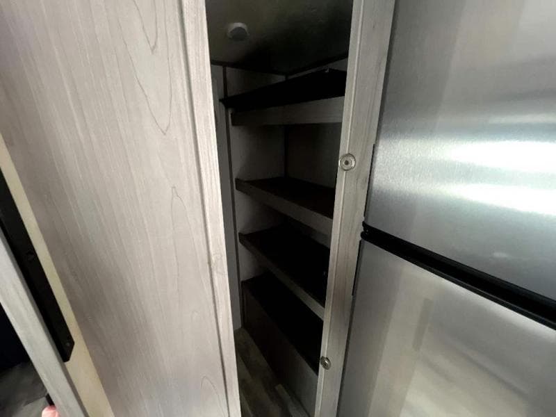 2023 Dutchmen 2023 Dutchmen Kodiak Ultimate - thumbnail 25