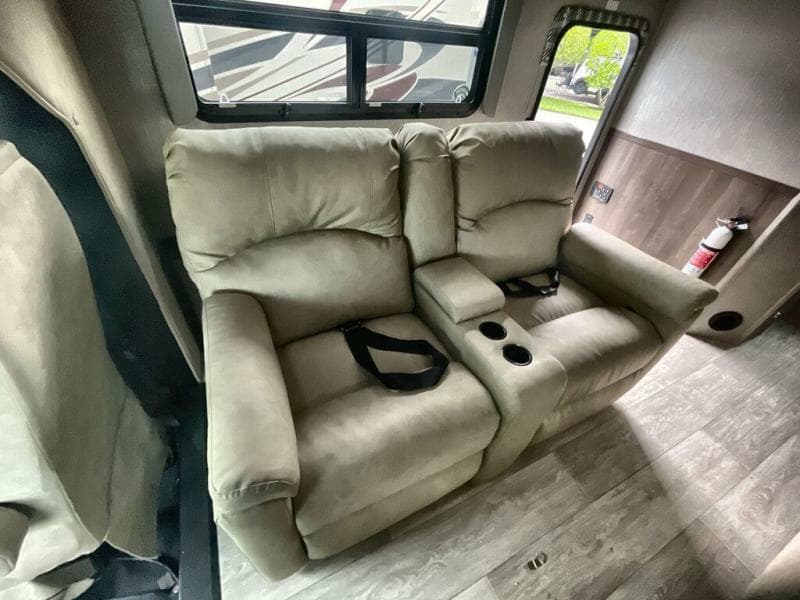 2023 Nexus RV 2023 Nexus RV Triumph - thumbnail 18