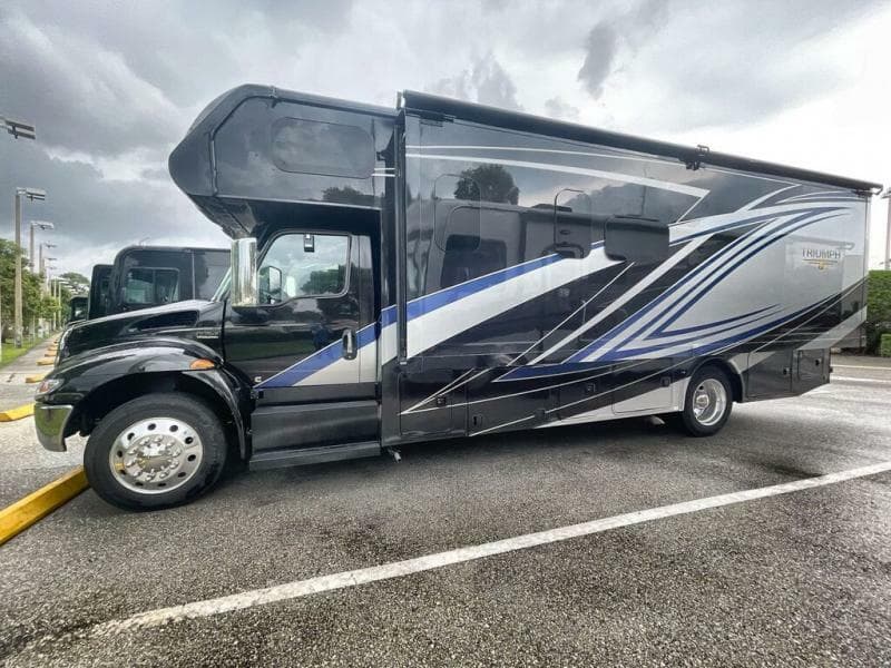 2023 Nexus RV 2023 Nexus RV Triumph - thumbnail 5