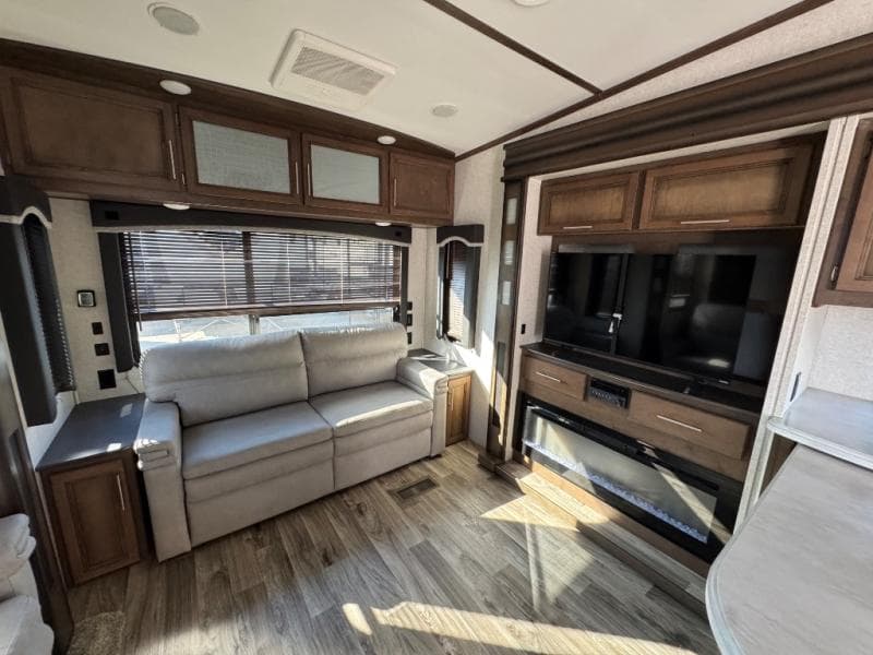 2020 Keystone RV 2020 Keystone RV Cougar - thumbnail 12