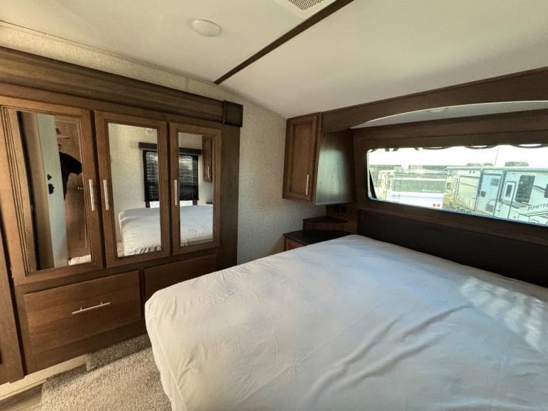 2020 Keystone RV 2020 Keystone RV Cougar - thumbnail 17