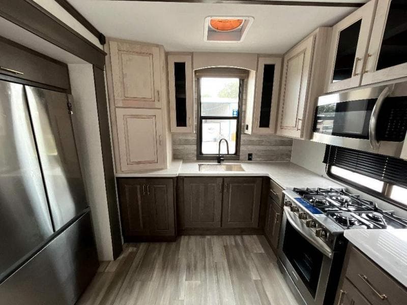 2022 Alliance RV 2022 Alliance RV Paradigm - thumbnail 22