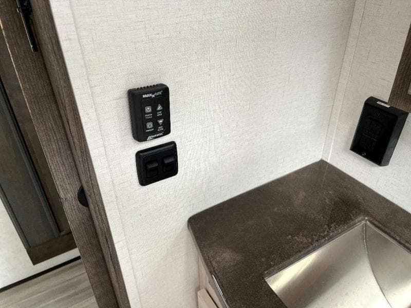 2022 Alliance RV 2022 Alliance RV Paradigm - thumbnail 38