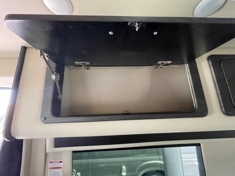 2024 Midwest Automotive Designs 2024 Midwest Automotive Designs Legend - thumbnail 10