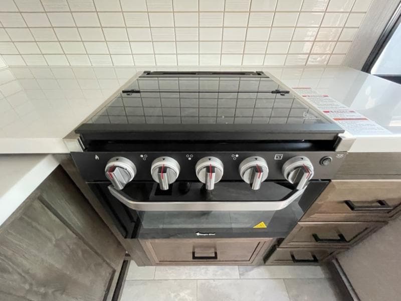 2023 Coachmen 2023 Coachmen Mirada - thumbnail 23