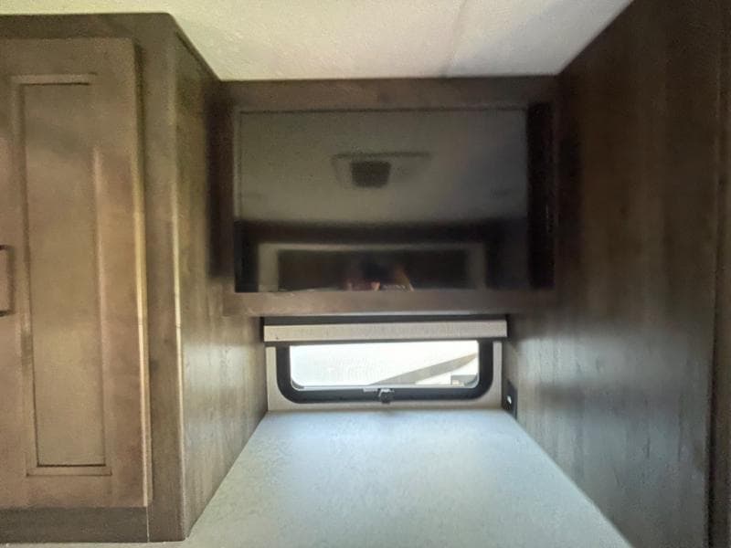 2023 Coachmen 2023 Coachmen Mirada - thumbnail 38