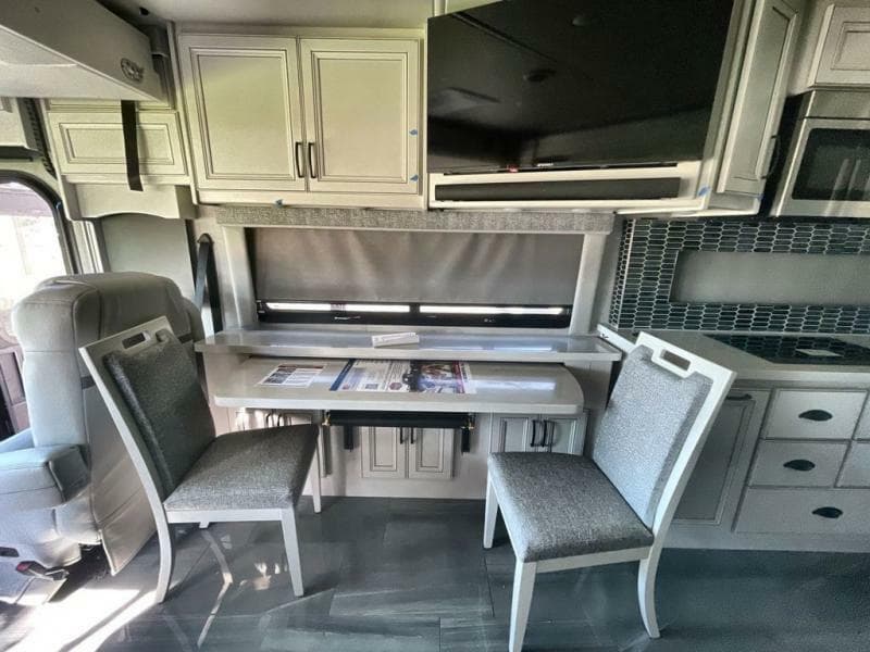 2023 Fleetwood RV 2023 Fleetwood RV Frontier GTX - thumbnail 17