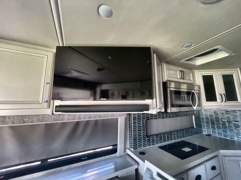 2023 Fleetwood RV 2023 Fleetwood RV Frontier GTX - thumbnail 18