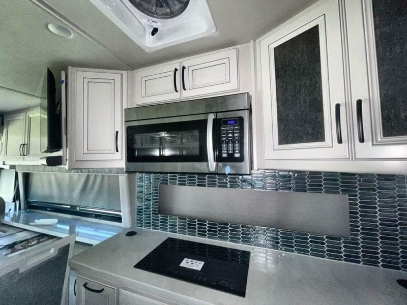 2023 Fleetwood RV 2023 Fleetwood RV Frontier GTX - thumbnail 22