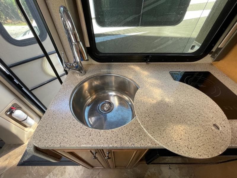 2018 Thor Motor Coach 2018 Thor Motor Coach Citation - thumbnail 16