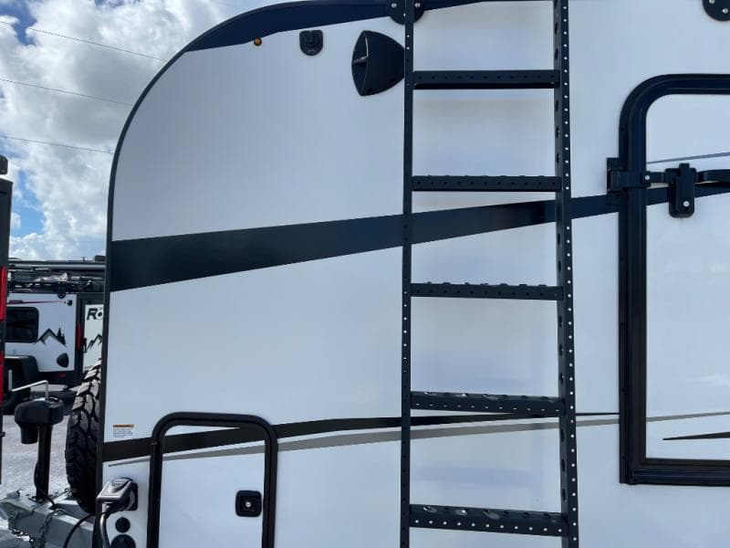 2023 Encore RV 2023 Encore RV ROG - thumbnail 6