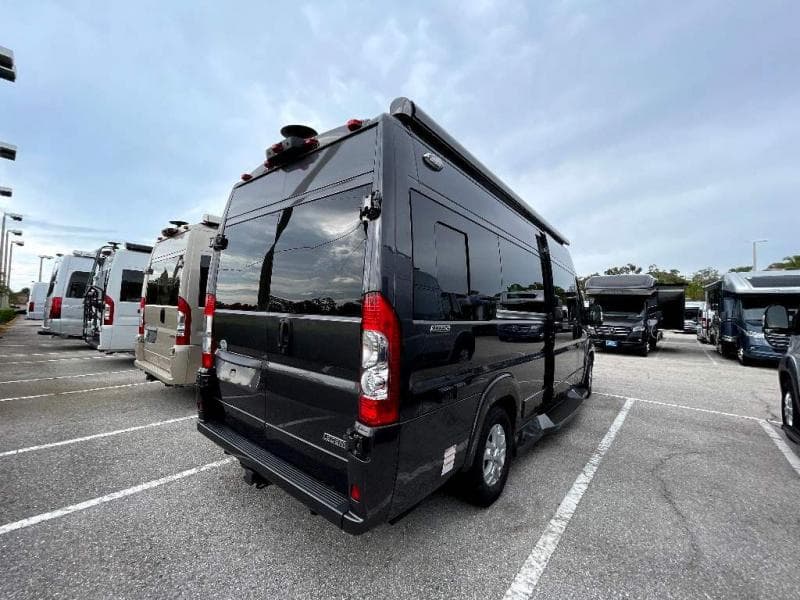 2025 Midwest Automotive Designs 2025 Midwest Automotive Designs Legend - thumbnail 8