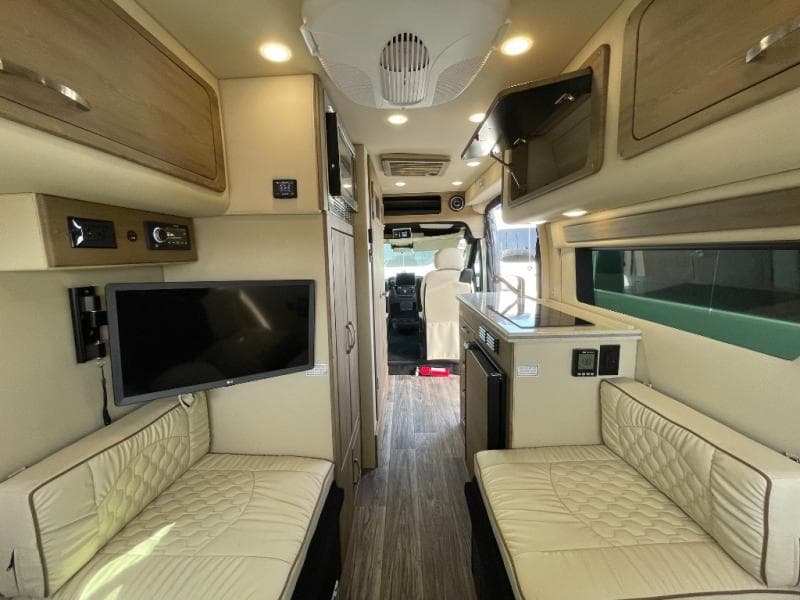 2025 Midwest Automotive Designs 2025 Midwest Automotive Designs Legend - thumbnail 24