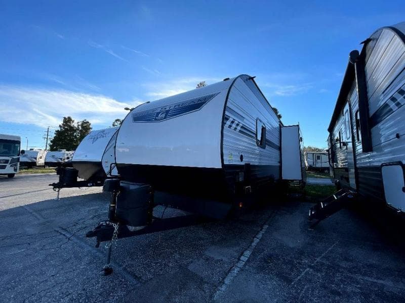 2023 Gulf Stream 2023 Gulf Stream Conquest - thumbnail 4