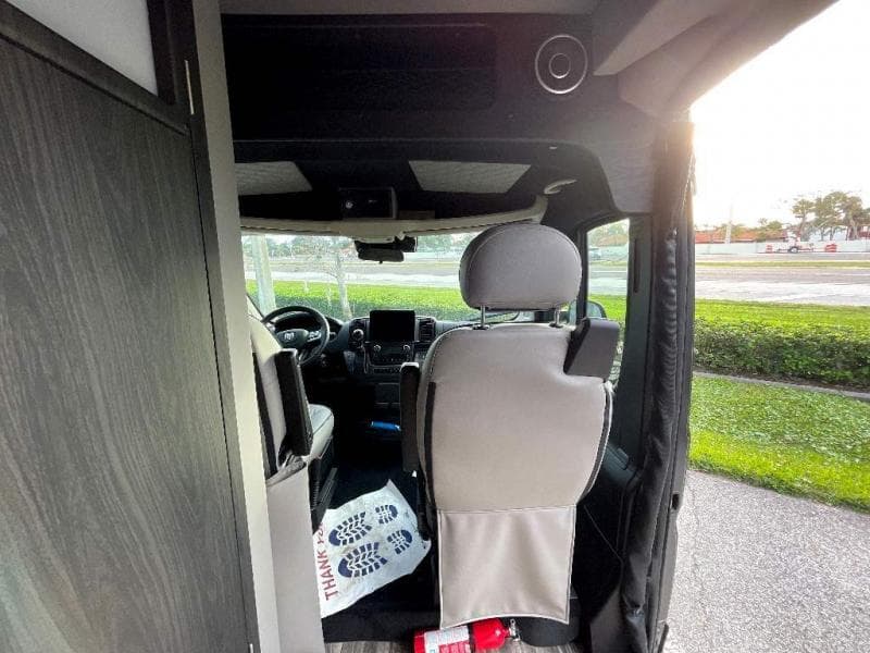 2025 Midwest Automotive Designs 2025 Midwest Automotive Designs Legend - thumbnail 10