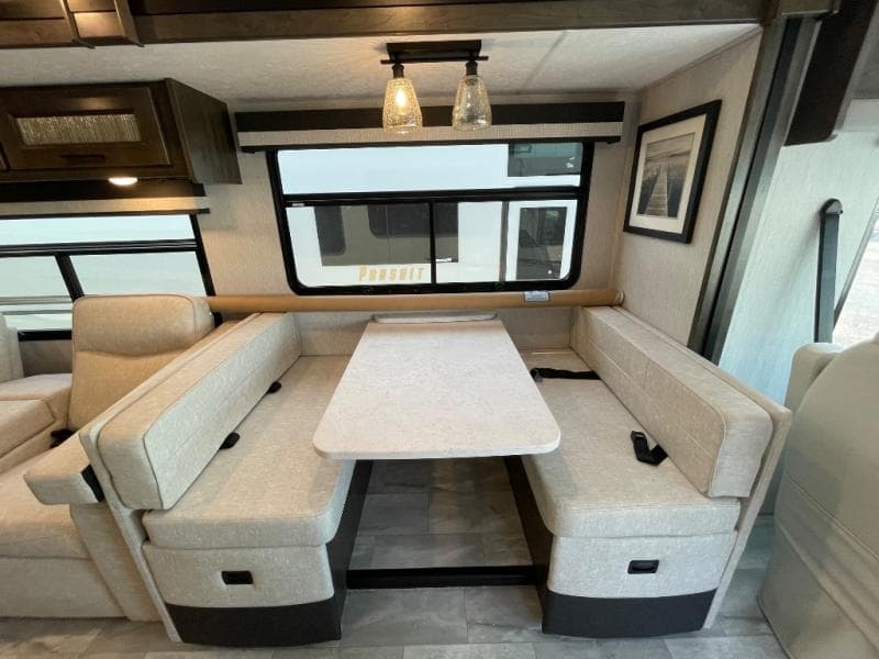 2023 Coachmen 2023 Coachmen Mirada - thumbnail 12