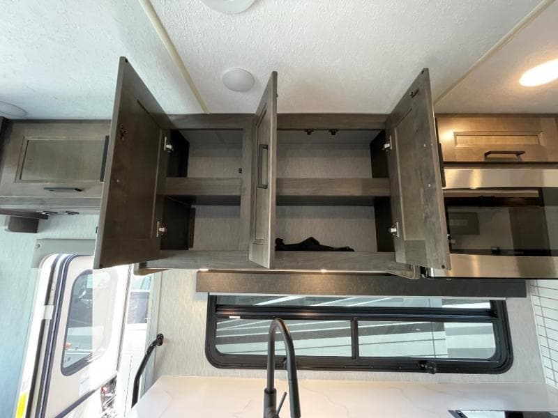 2023 Coachmen 2023 Coachmen Mirada - thumbnail 14