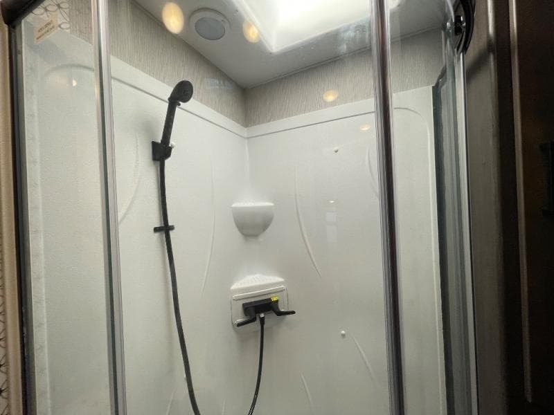 2023 Coachmen 2023 Coachmen Mirada - thumbnail 29