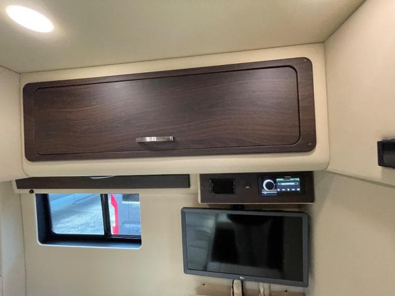 2025 Midwest Automotive Designs 2025 Midwest Automotive Designs Legend - thumbnail 23