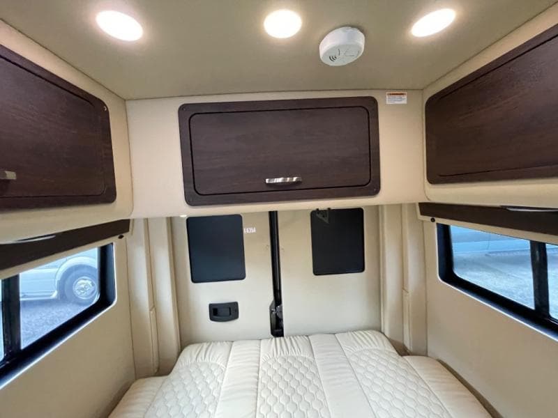 2025 Midwest Automotive Designs 2025 Midwest Automotive Designs Legend - thumbnail 24