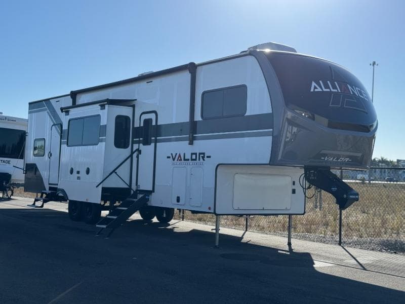 2026 Alliance RV Valor 35A14
