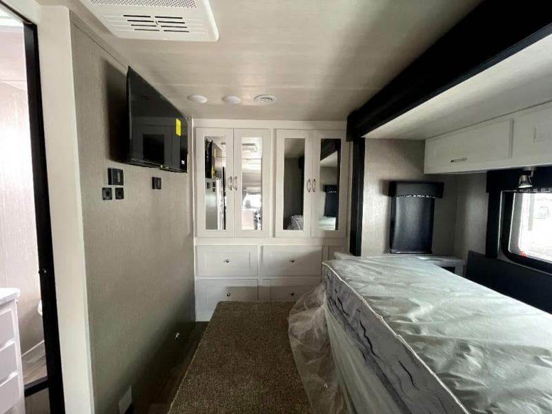 2024 Nexus RV 2024 Nexus RV Triumph - thumbnail 16